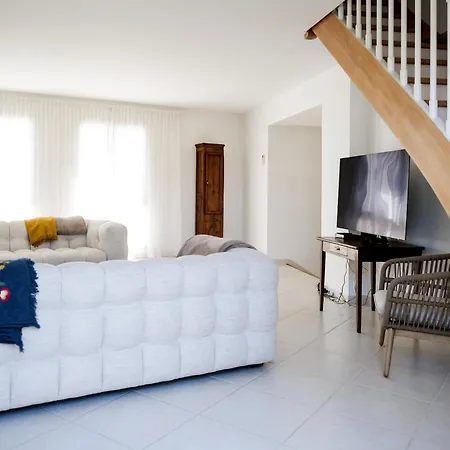 Superbe Maison De Centre Avec Garage 2places - 6 Personnes Hébergement de vacances