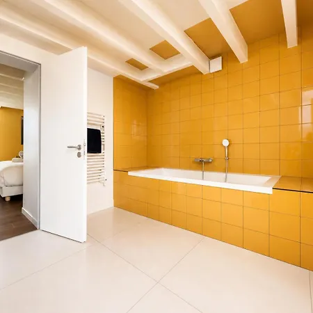 Superbe Maison De Centre Avec Garage 2places - 6 Personnes Semesterbostad *