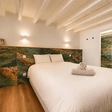 Superbe Maison De Centre Avec Garage 2places - 6 Personnes Semesterbostad